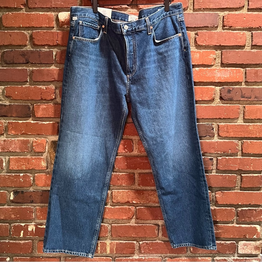 Citizens of‎ Humanity women's Neve low slung relaxed straight size 33 button fly